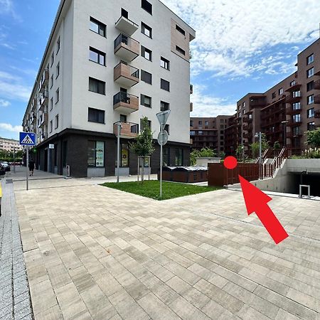 Zwirn1, Uplne Nove, Parkovanie, Klimatizacia, Bratislava Exterior photo